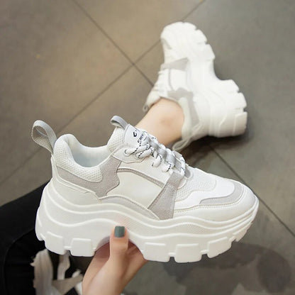 KARA Sneaker
